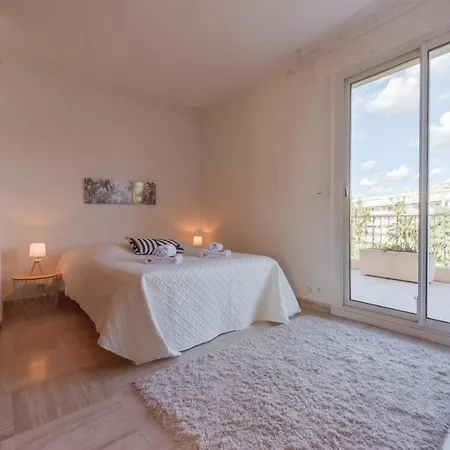 Apartment Kikiloue Rare Rooftop Terrace With Breathtaking View Over The Bay