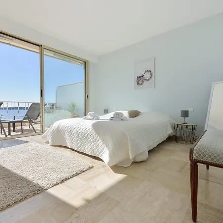 Apartment Kikiloue Rare Rooftop Terrace With Breathtaking View Over The Bay