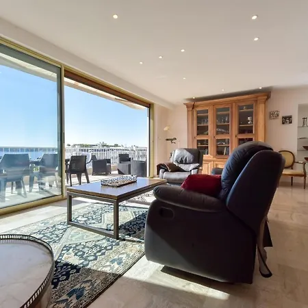 Kikiloue Rare Rooftop Terrace With Breathtaking View Over The Bay Apartment Cannes
